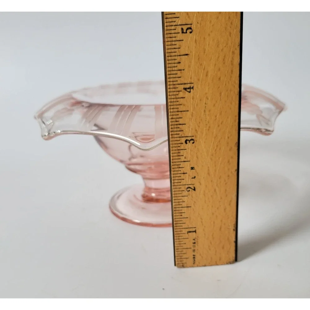 Vintage Pink Depression Glass Etched Rim Pedestal Compote Bowl‎